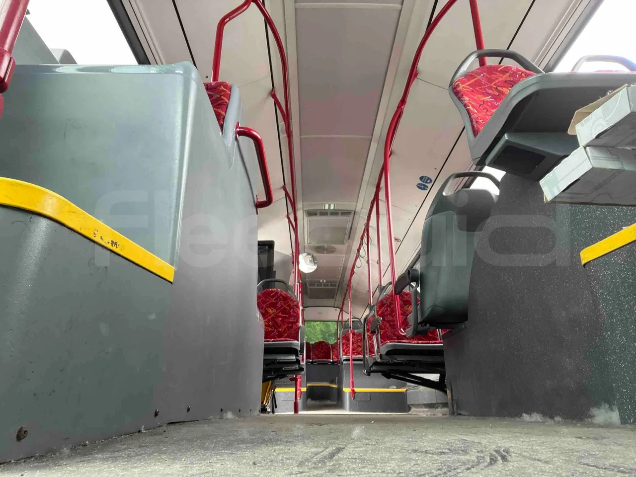 Mercedes-Benz Citaro - seat brackets photo