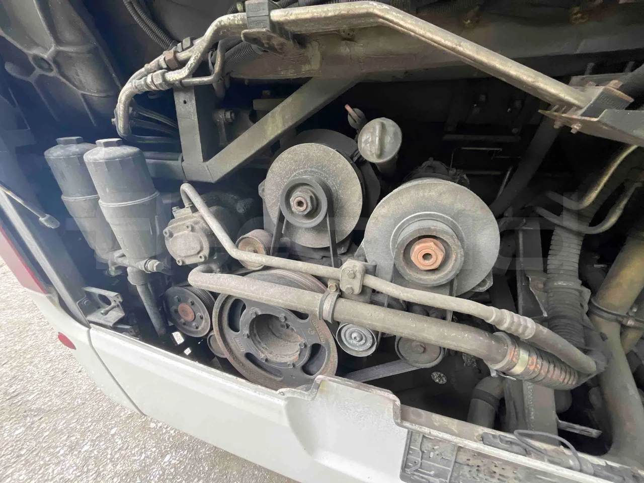Mercedes-Benz Citaro - air conditioning compressor