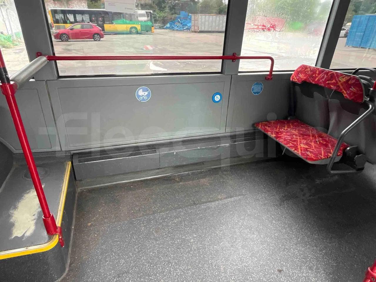 Mercedes-Benz Citaro - disabled area photo