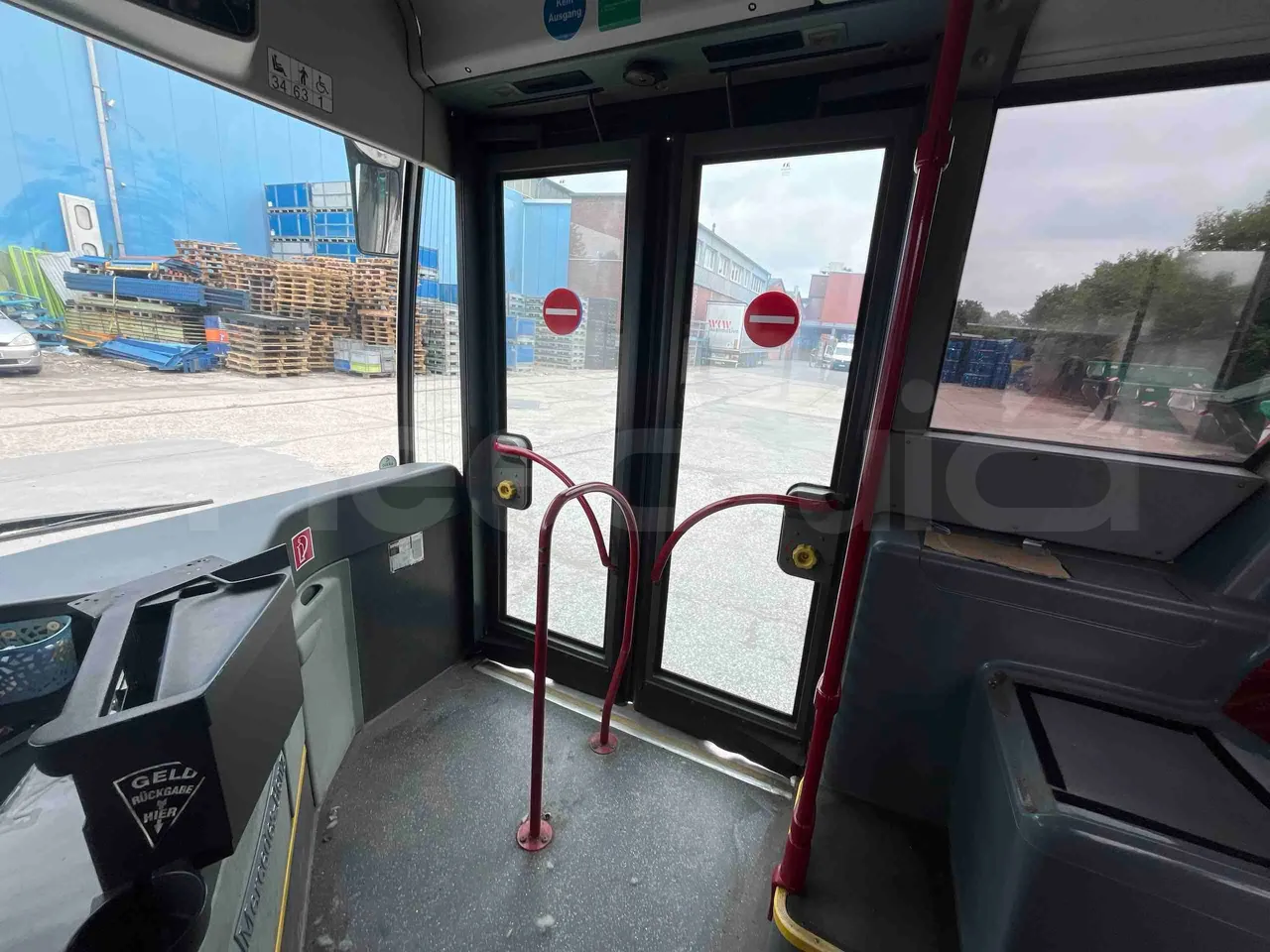 Mercedes-Benz Citaro - handrails photo