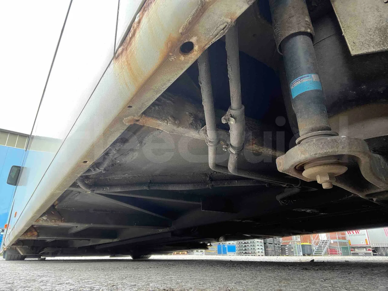 Mercedes-Benz Citaro - central undercarriage photo