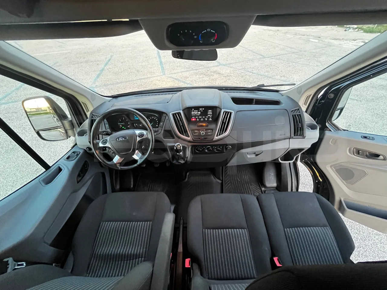 Ford Transit FAD - Euro6B - 125kW - 5.981mt - buttons panels on