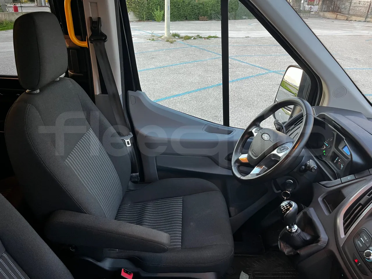 Ford Transit FAD - Euro6B - 125kW - 5.981mt - driver's seat photo