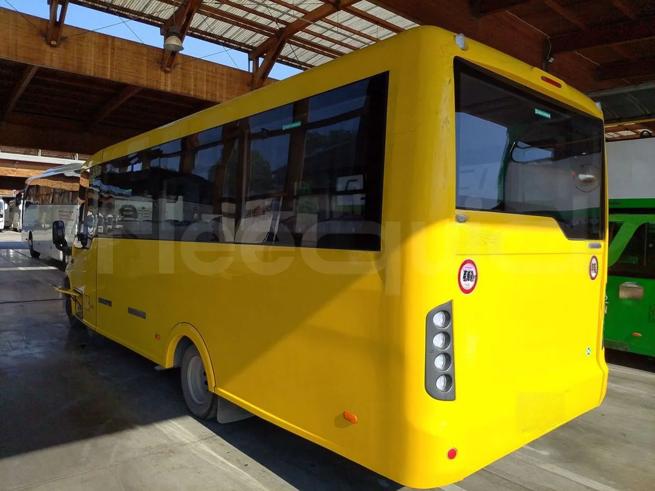 Iveco Indcar WGIVMY11 MOBI SCUOLABUS - EUR6 - 100Kw - 8,592m - 3/4 left rear side