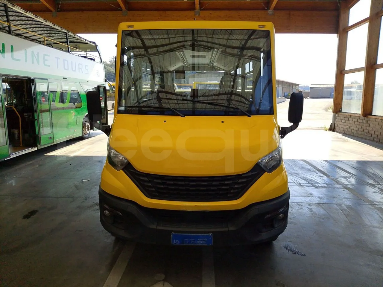 Iveco Indcar WGIVMY11 MOBI SCUOLABUS - EUR6 - 100Kw - 8,592m - front photo