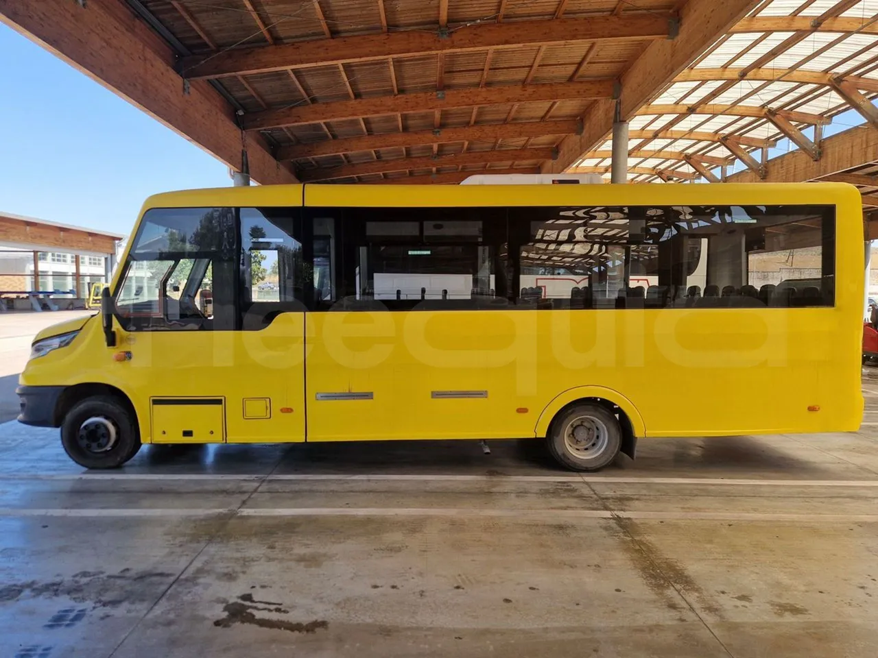 Iveco Indcar WGIVMY11 MOBI SCUOLABUS - EUR6 - 100Kw - 8,592m - left side photo