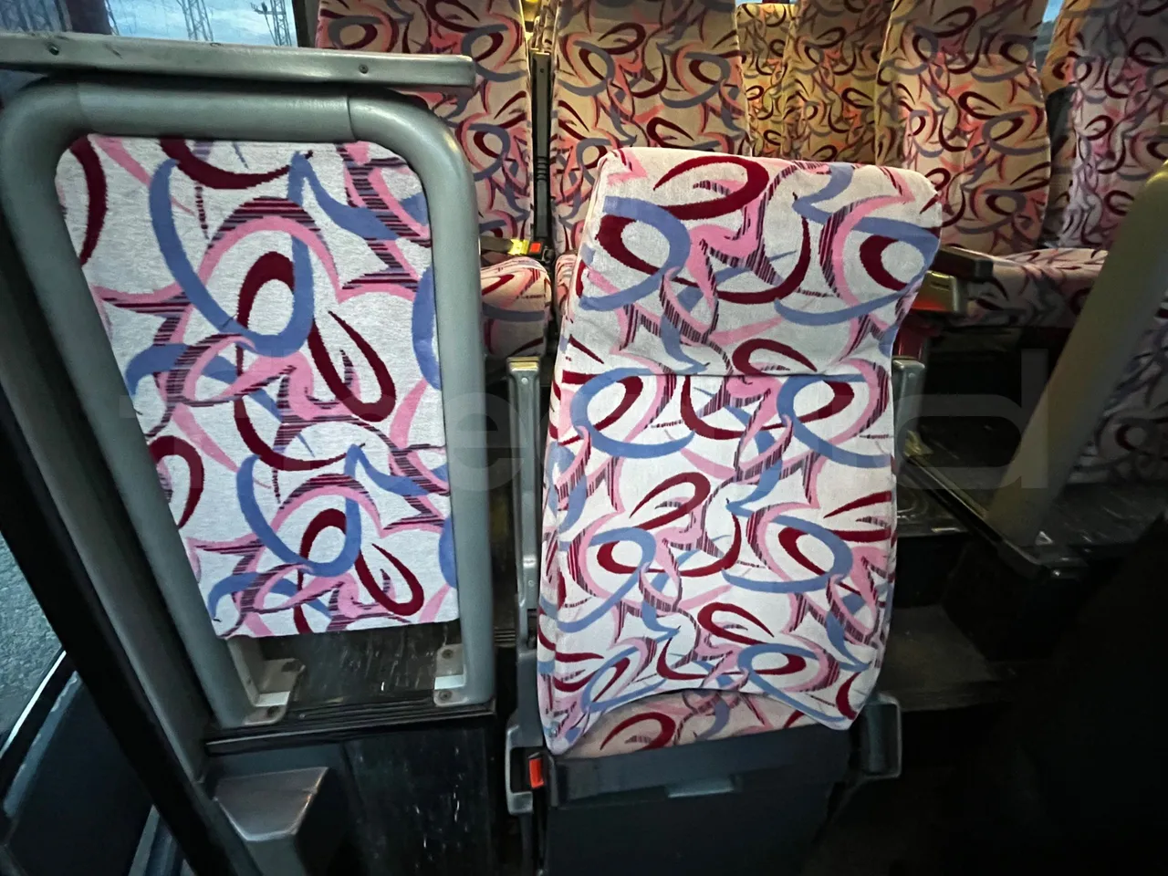 Iveco 380 12.38 - Euro2 - 276kW - 12mt - hostess seat photo