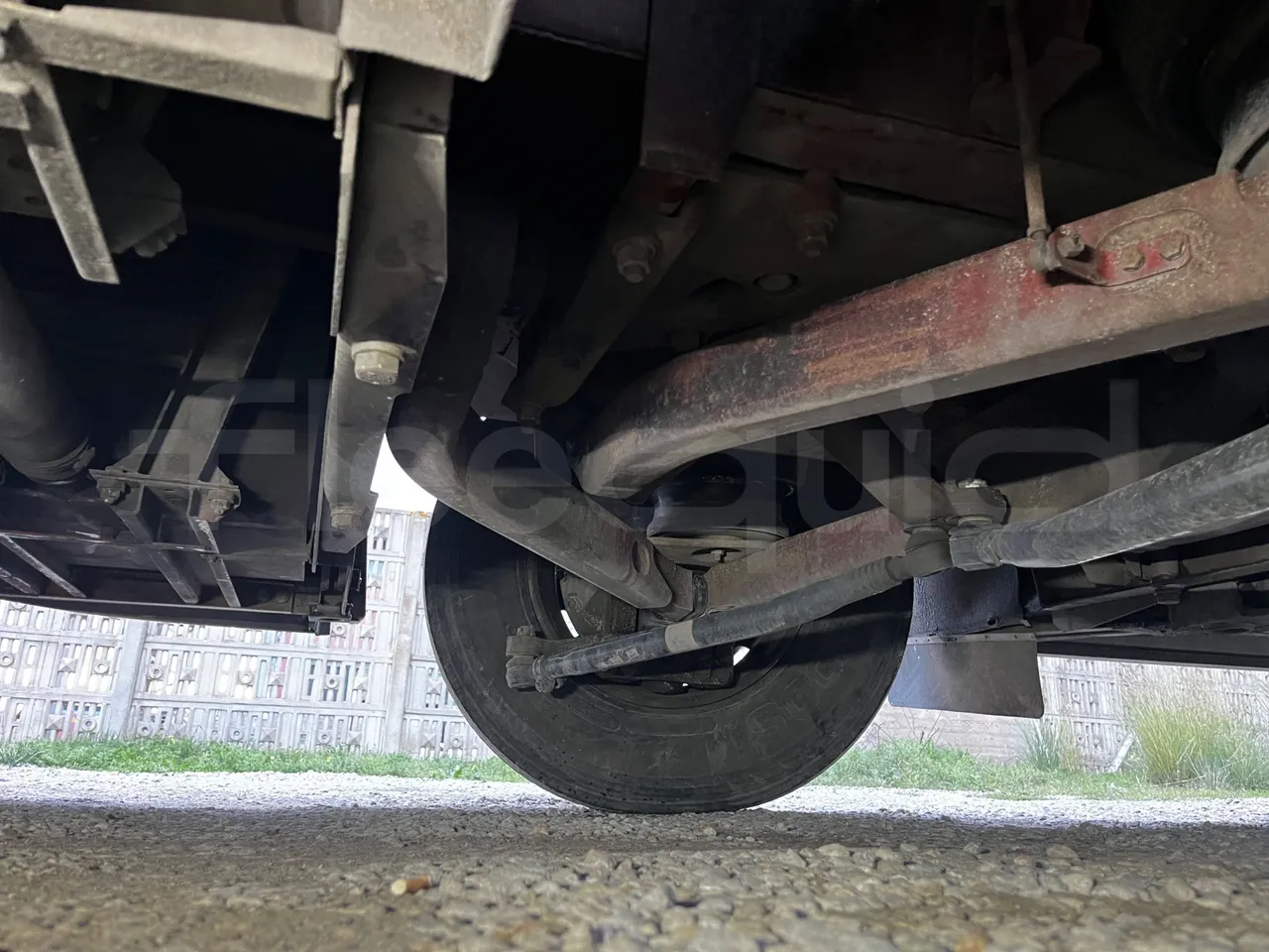 Iveco 380 12.38 - Euro2 - 276kW - 12mt - front axle right side