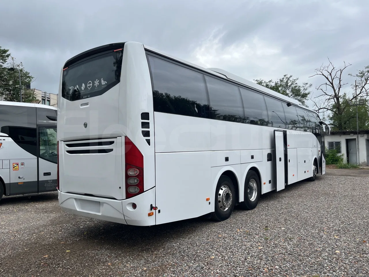 Volvo 9700 - 3/4 Rear Right Side Doors Open