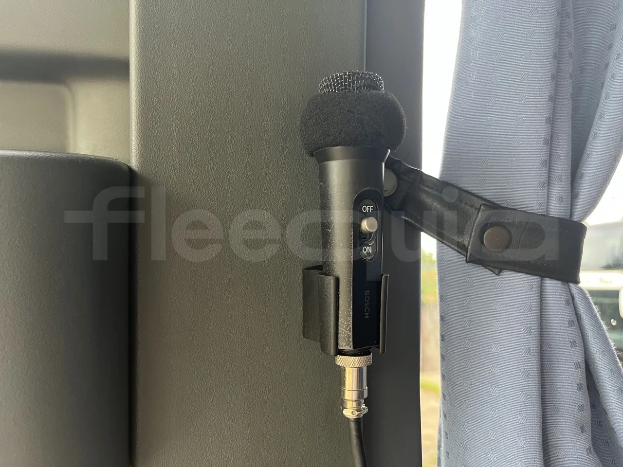 Volvo 9700 - Hostess Microphone