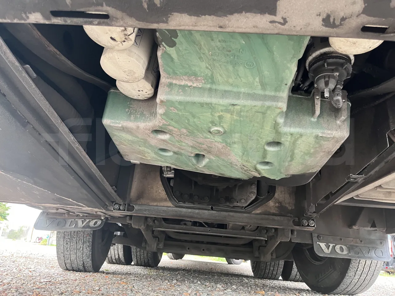 Volvo 9700 - Second Axle Caliper Brakes Left Side