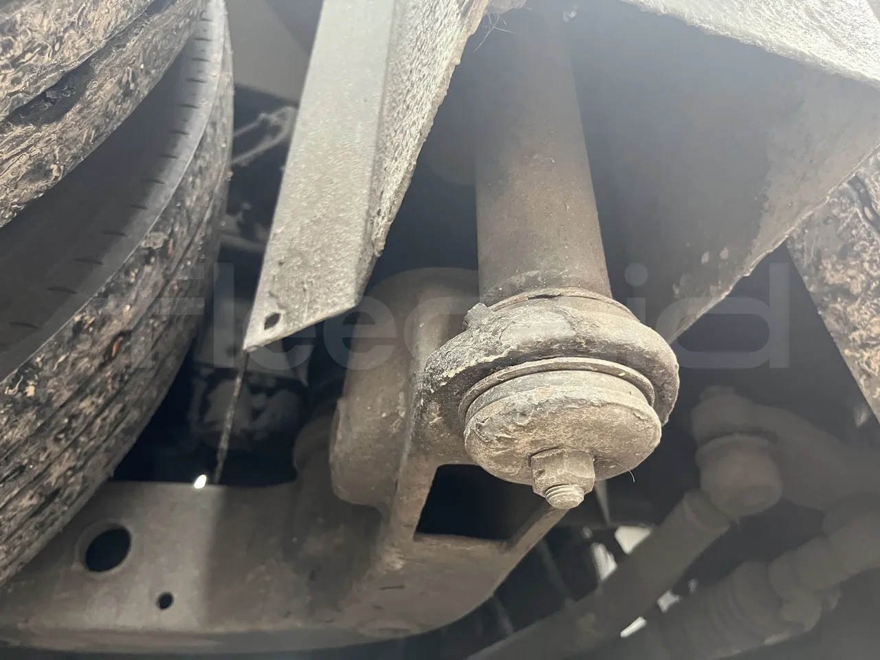 Volvo 9700 - Second Axle Discs Right Side