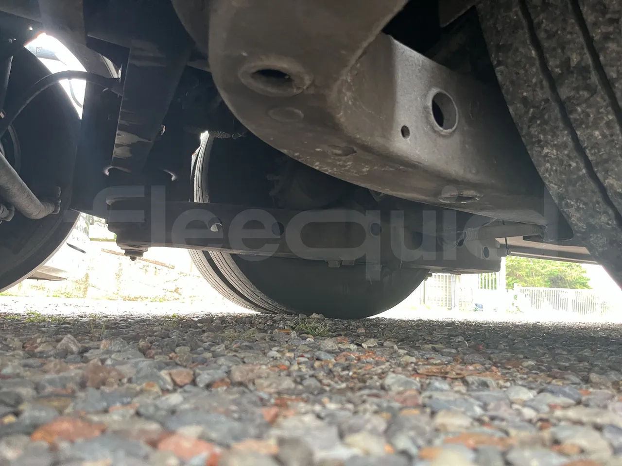 Volvo 9700 - Third Axle Discs Left Side