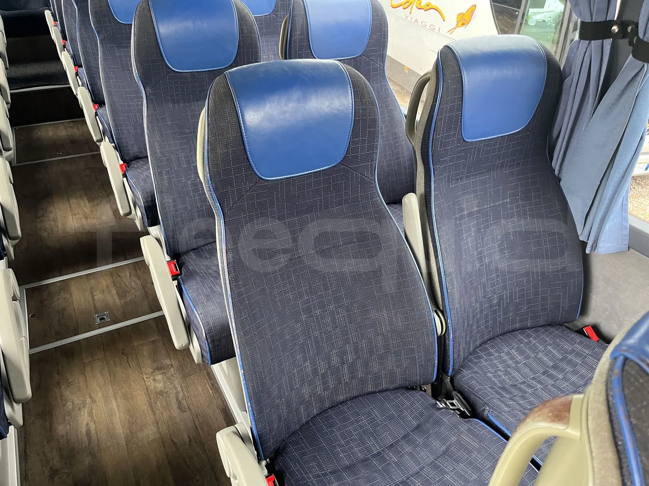 Volvo 9700 - Folding Seats