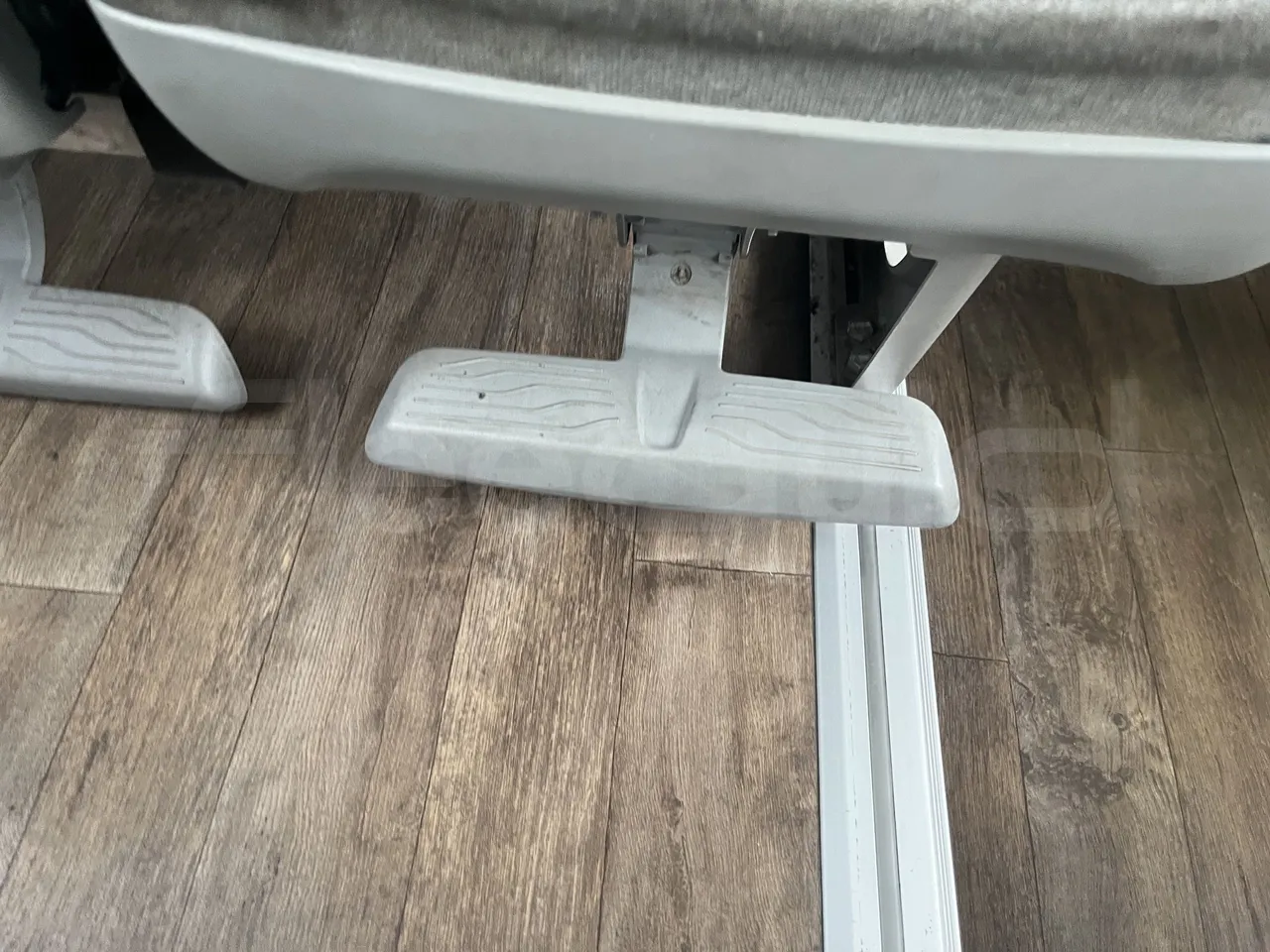 Volvo 9700 - Footrest