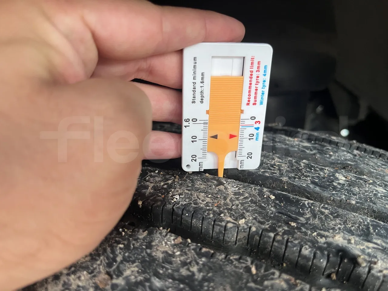Volvo 9700 - Third Axle Left Side: Tyre Tread