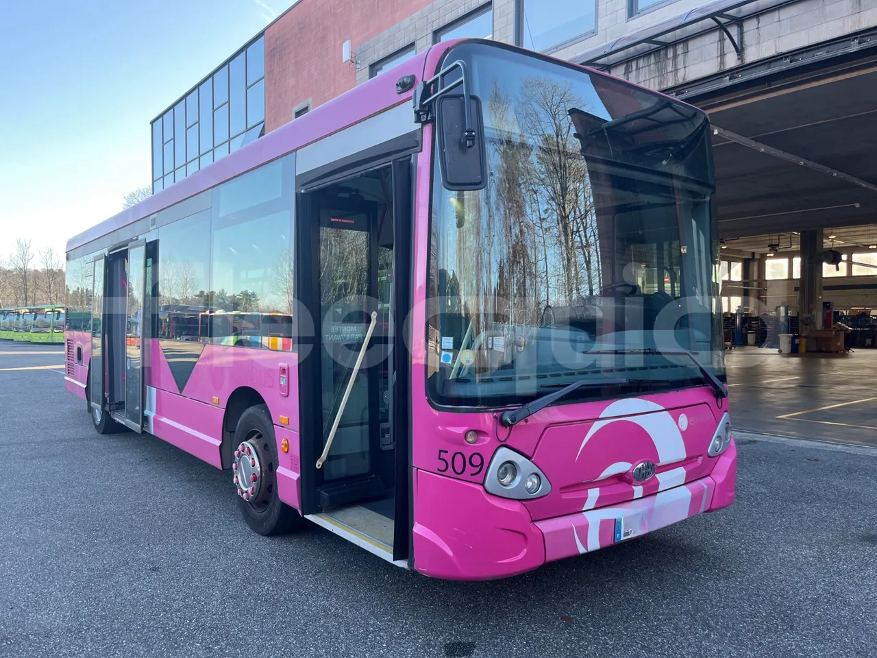 Iveco Heuliez Gx127l - Fourth Door Open