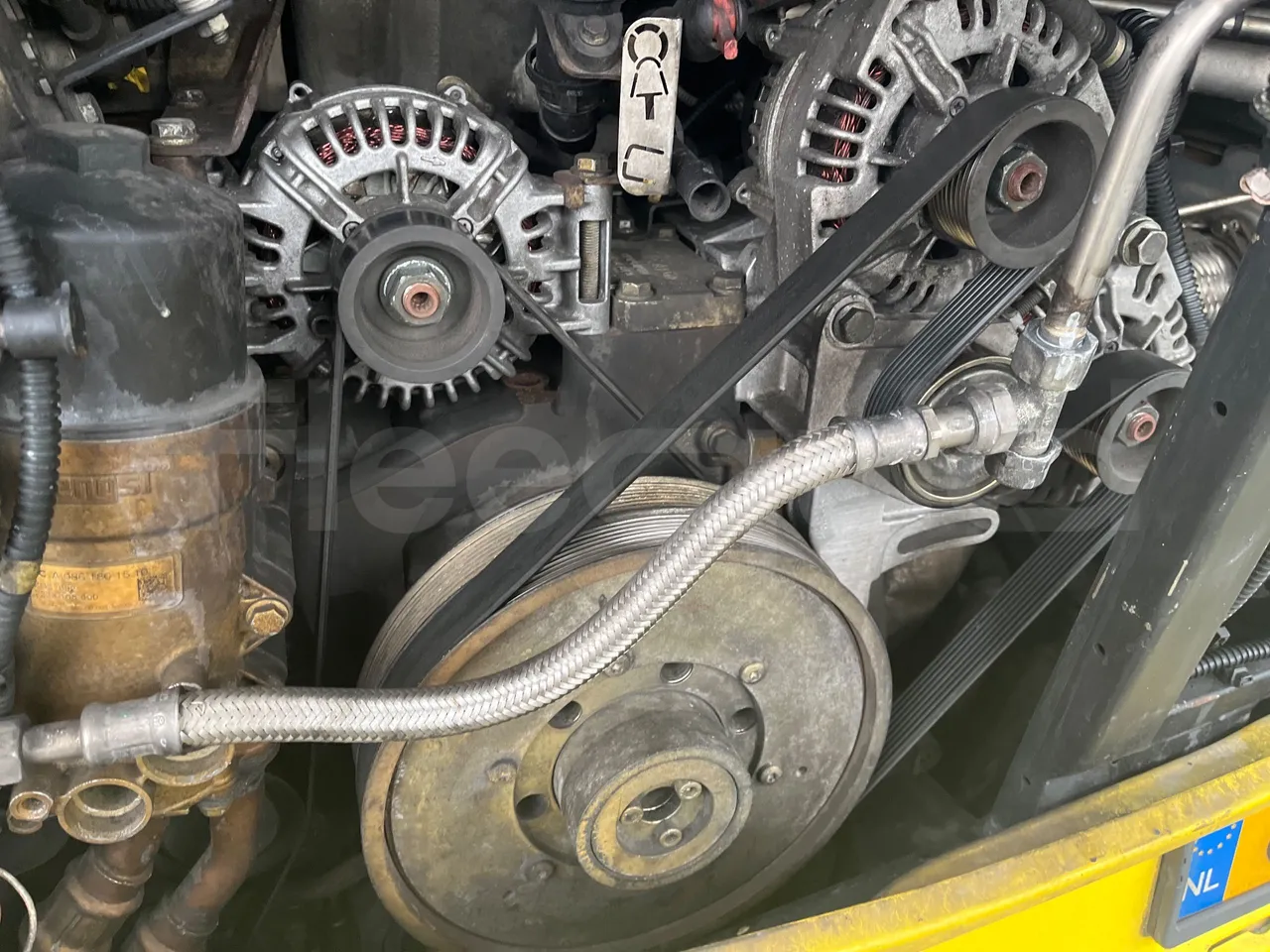 Mercedes-Benz Citaro 628 02 - Euro 6 - 220 kW - 12.140 mt - air conditioning compressor