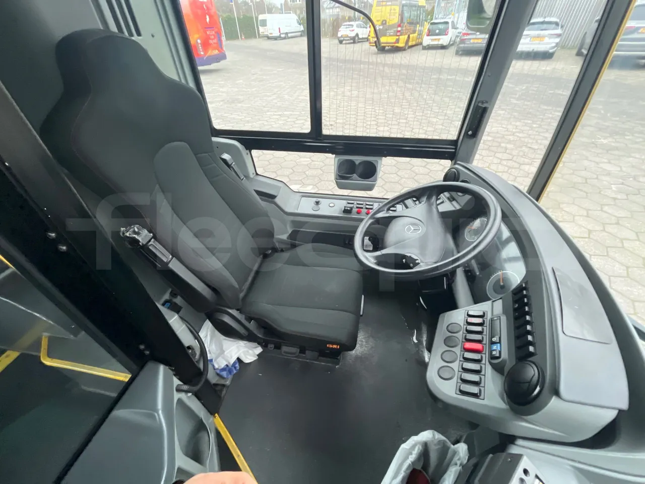 Mercedes-Benz Citaro 628 02 - Euro 6 - 220 kW - 12.140 mt - driver's seat photo