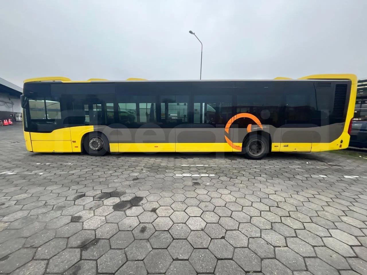 Mercedes-Benz Citaro 628 02 - Euro 6 - 220 kW - 12.140 mt - left side photo