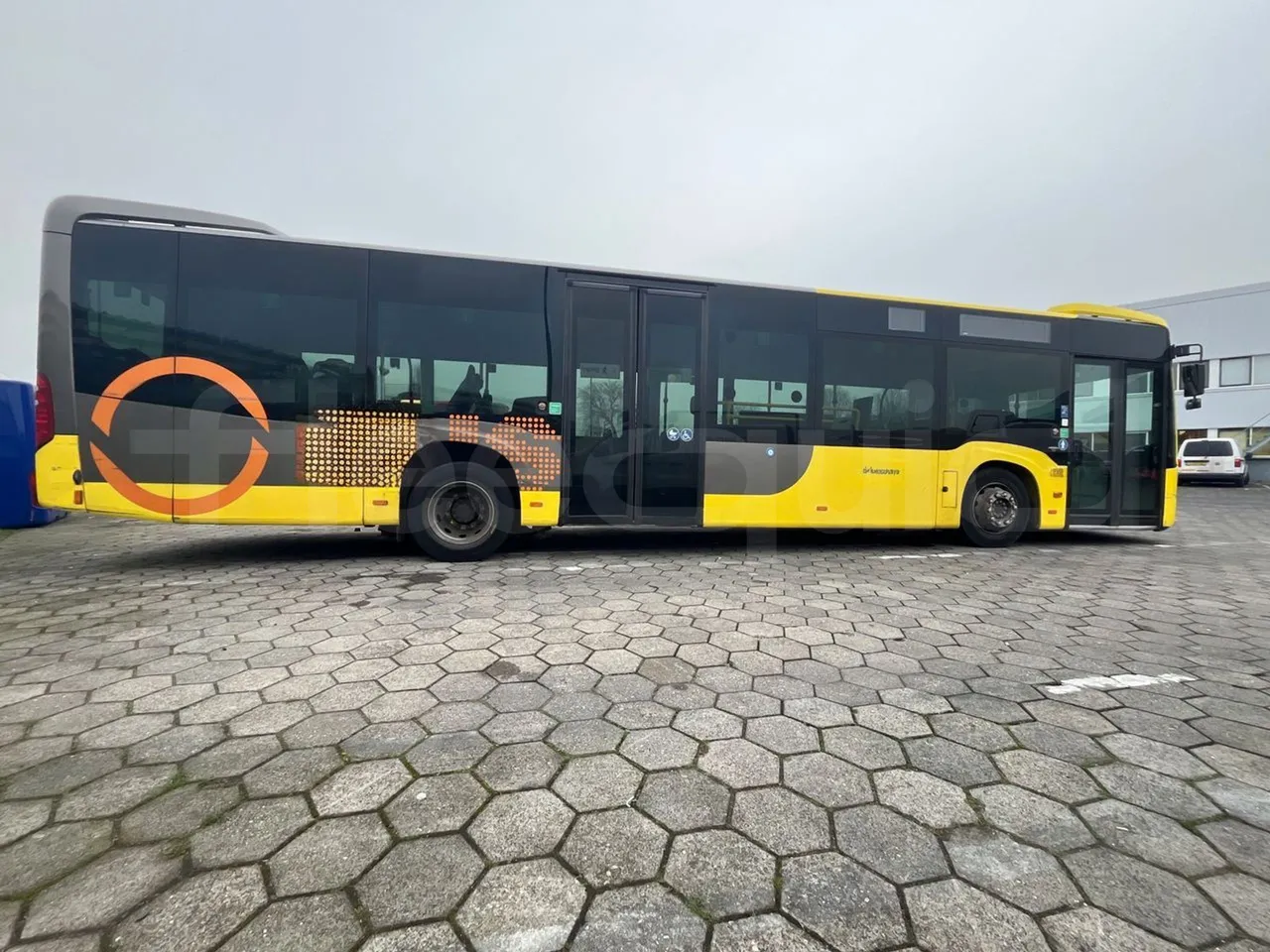 Mercedes-Benz Citaro 628 02 - Euro 6 - 220 kW - 12.140 mt - right side doors closed