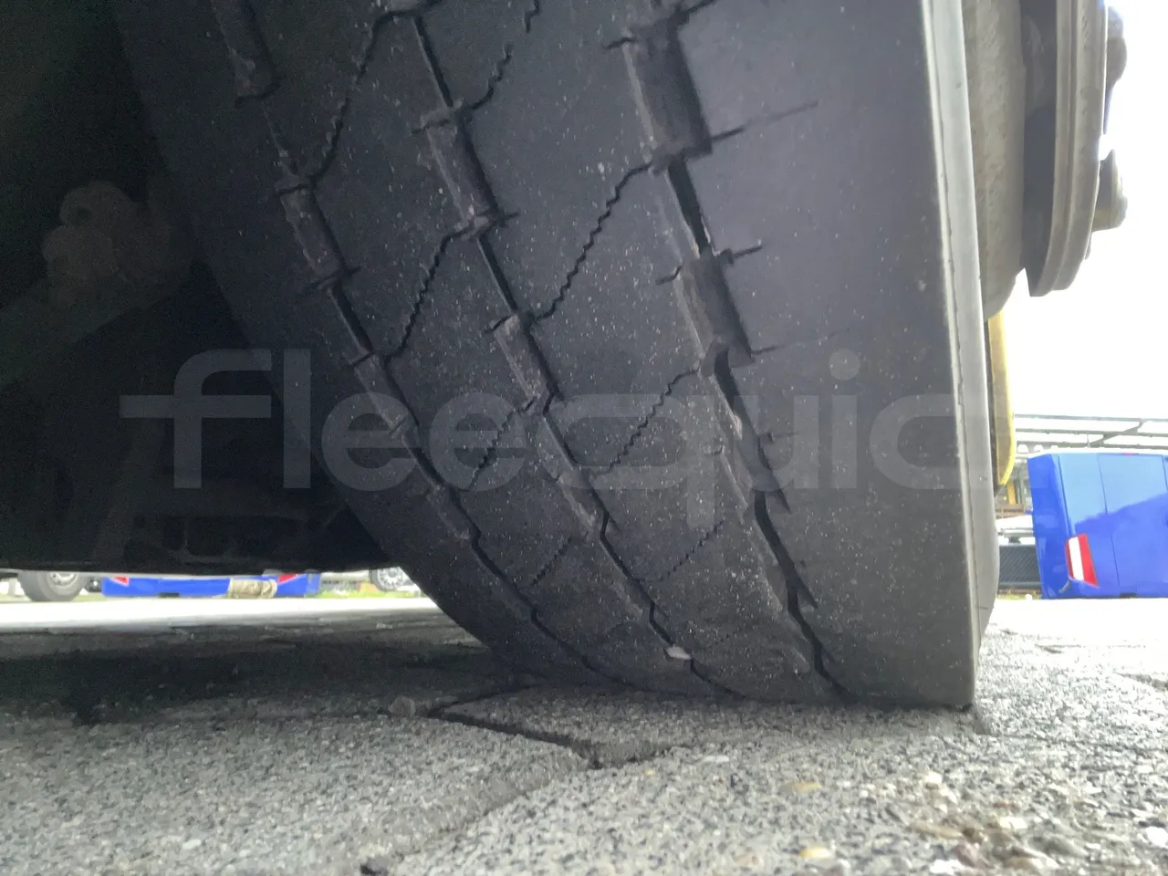 Mercedes-Benz Citaro 628 02 - Euro 6 - 220 kW - 12.140 mt - front left tire measurements