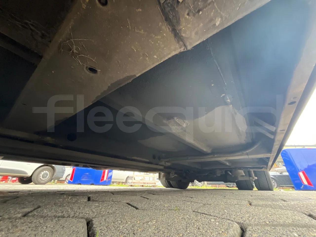 Mercedes-Benz Citaro 628 02 - Euro 6 - 220 kW - 12.140 mt - central undercarriage photo