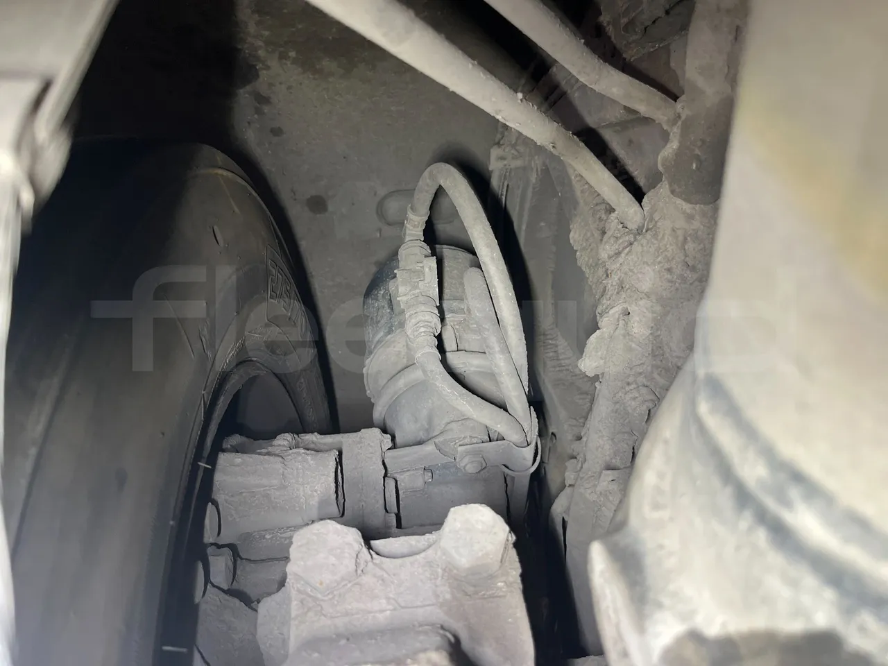 Mercedes-Benz Citaro G 0530 - Euro5 - 260kW - 17.940mt - axel 3 caliper brakes left