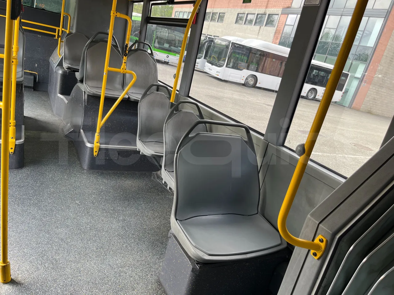 Mercedes-Benz Citaro G 0530 - Euro5 - 260kW - 17.940mt - usb charging detail