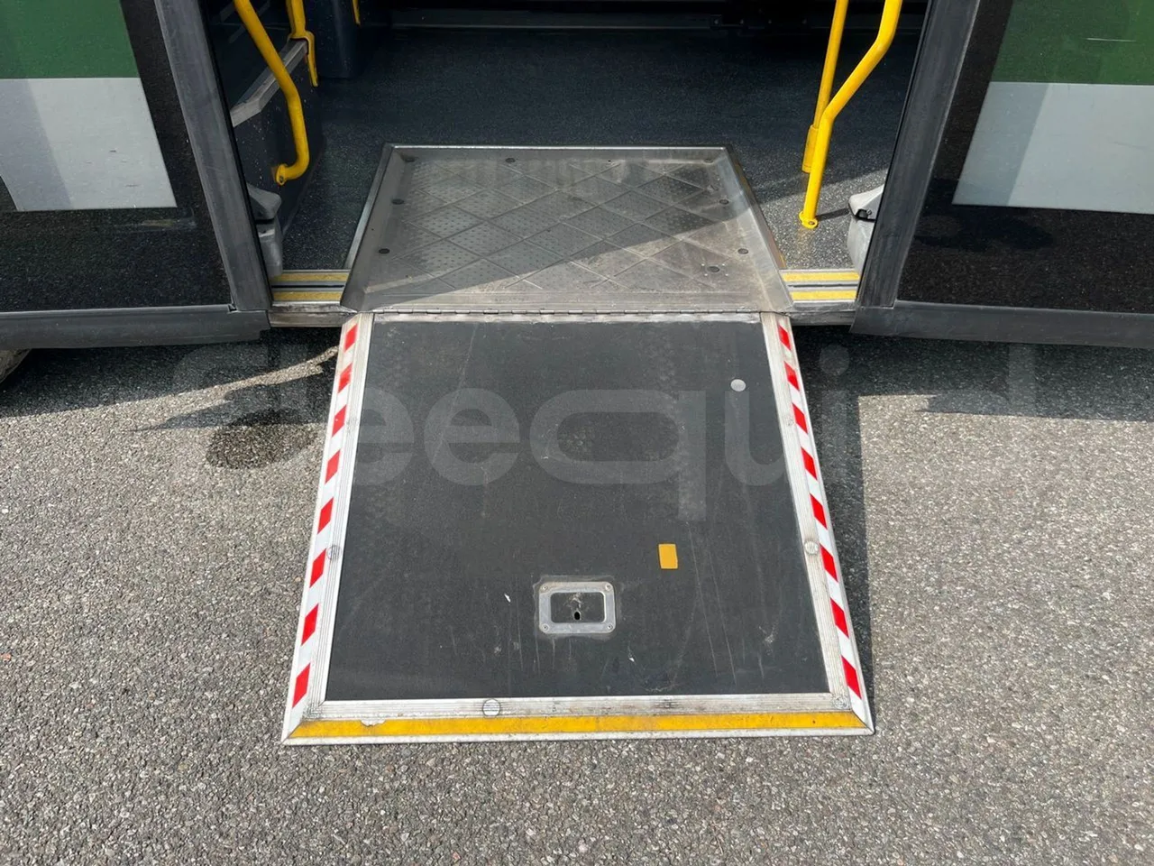 Mercedes-Benz Citaro G 0530 - Euro5 - 260kW - 17.940mt - platform open photo