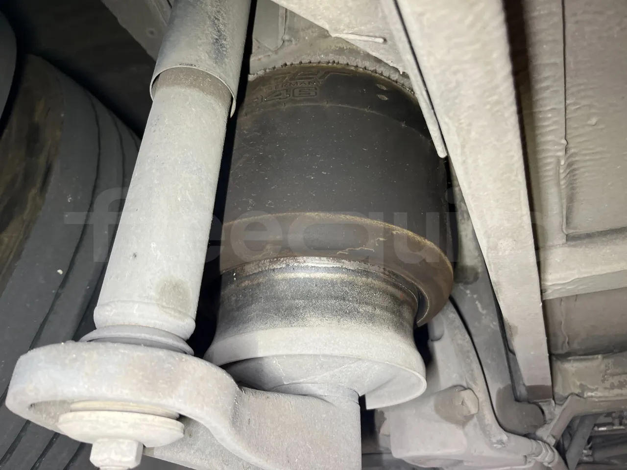 Mercedes-Benz Citaro G 0530 - Euro5 - 260kW - 17.940mt - axle 3 air springs 1 right