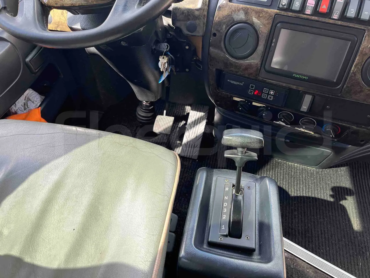 Otokar Navigo - command unit indicators