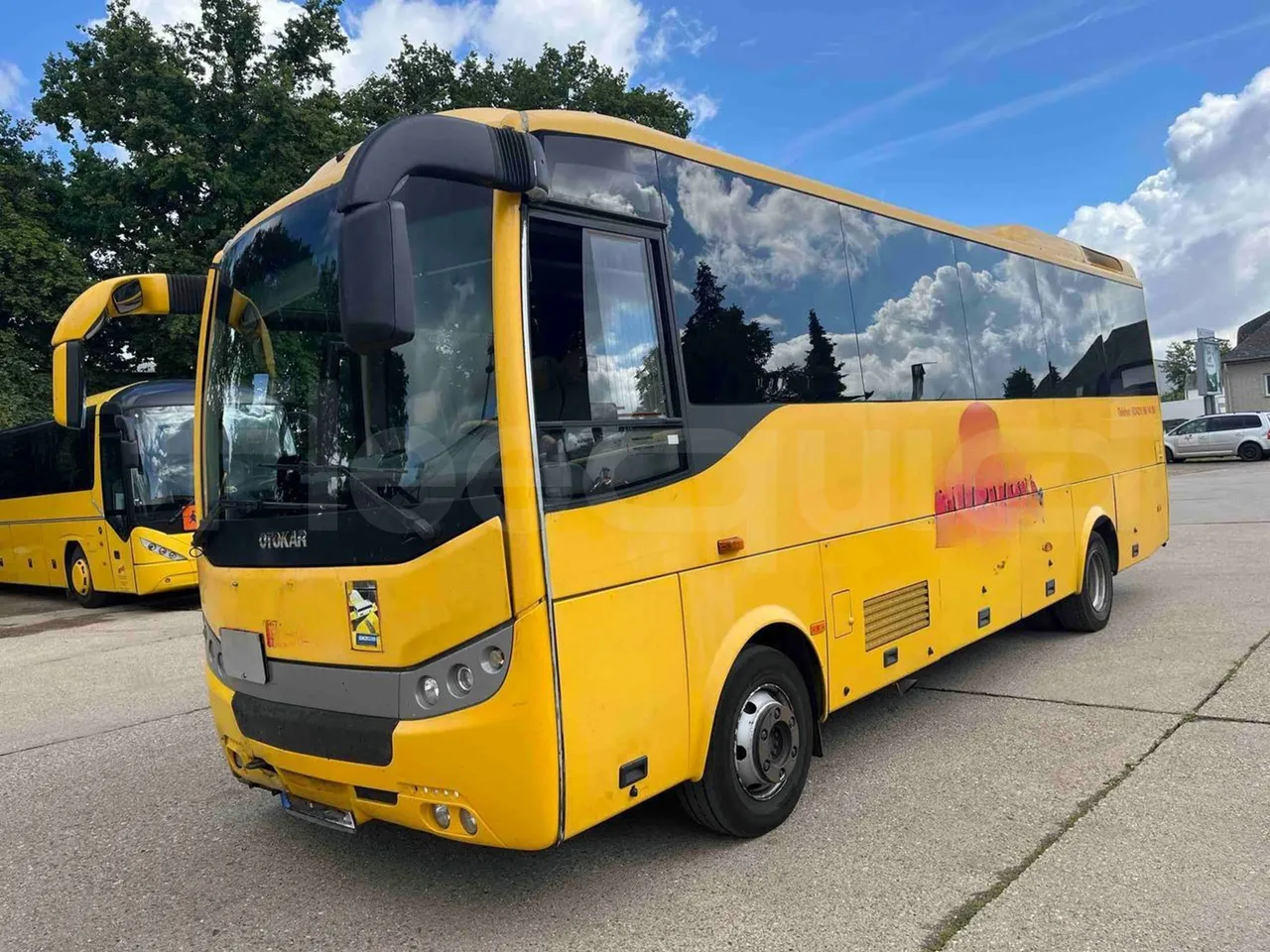 Otokar Navigo - 3/4 front left