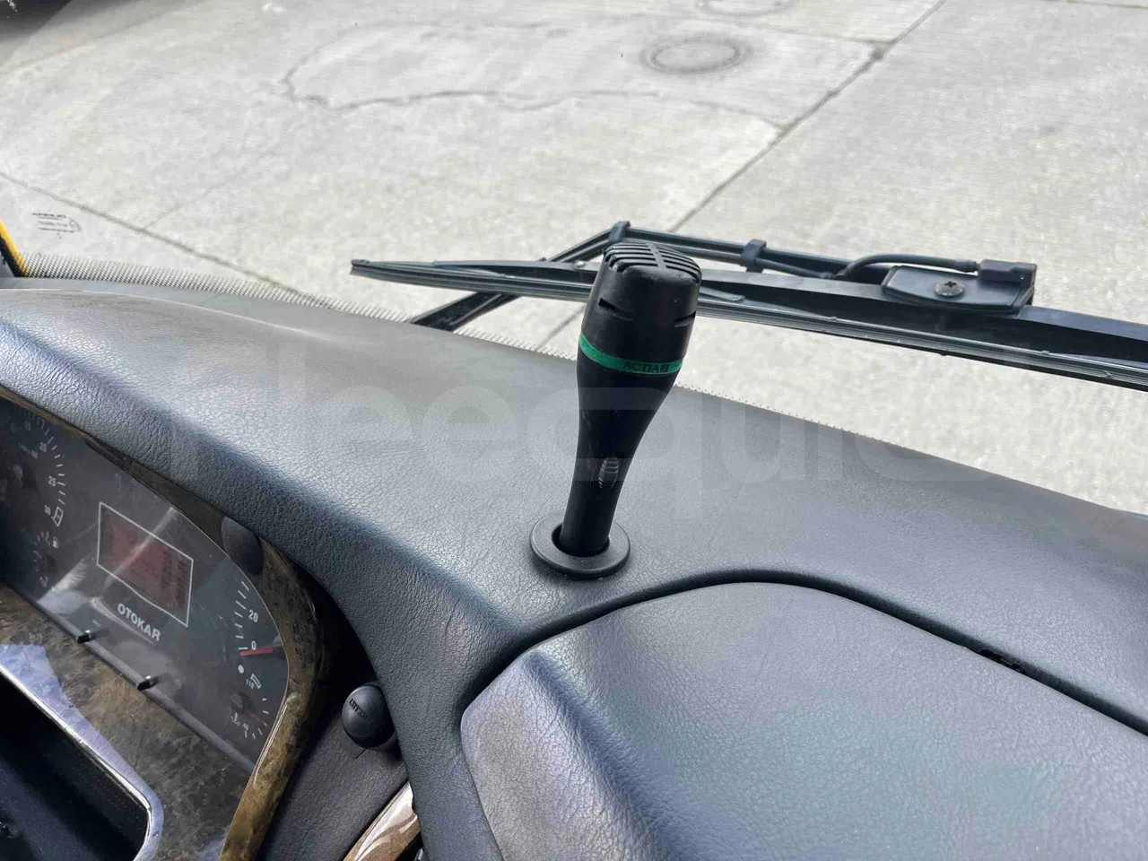 Otokar Navigo - driver microphone accessories photo