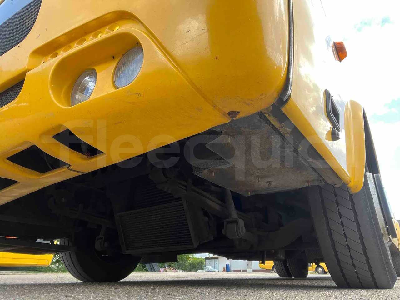Otokar Navigo - front discs left