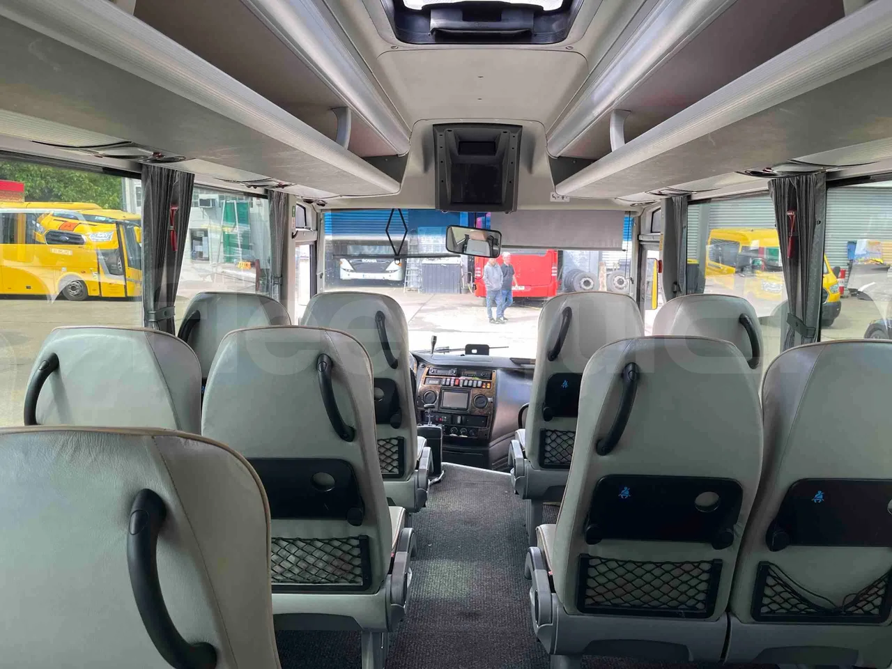 Otokar Navigo - forward view middle aisle
