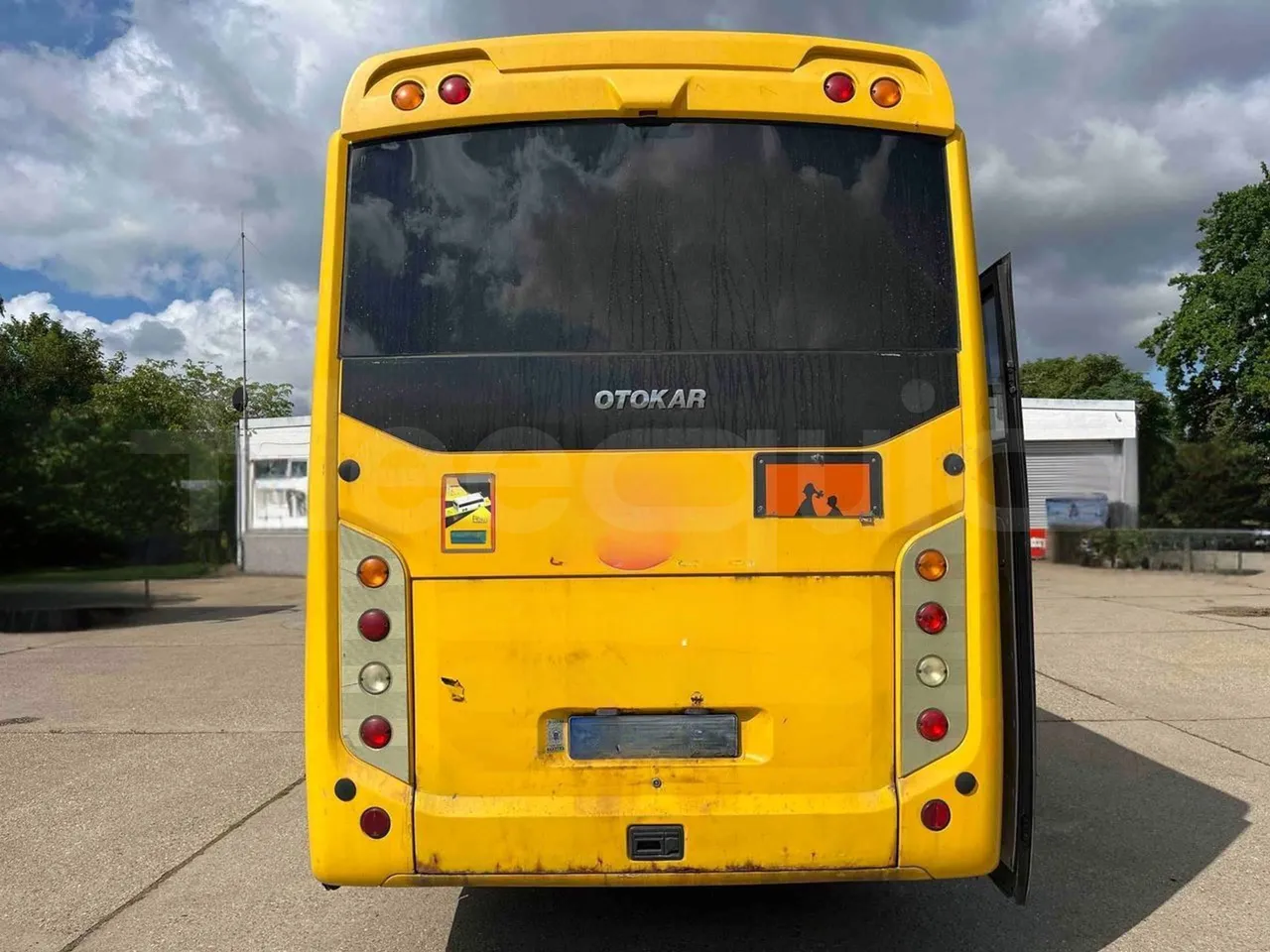 Otokar Navigo - rear hatch closed