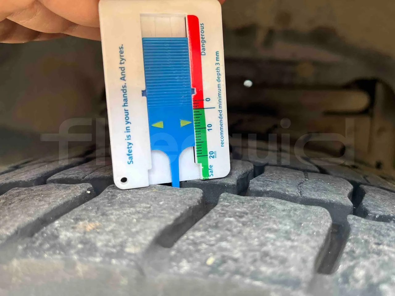 Otokar Navigo - front left tire measurements