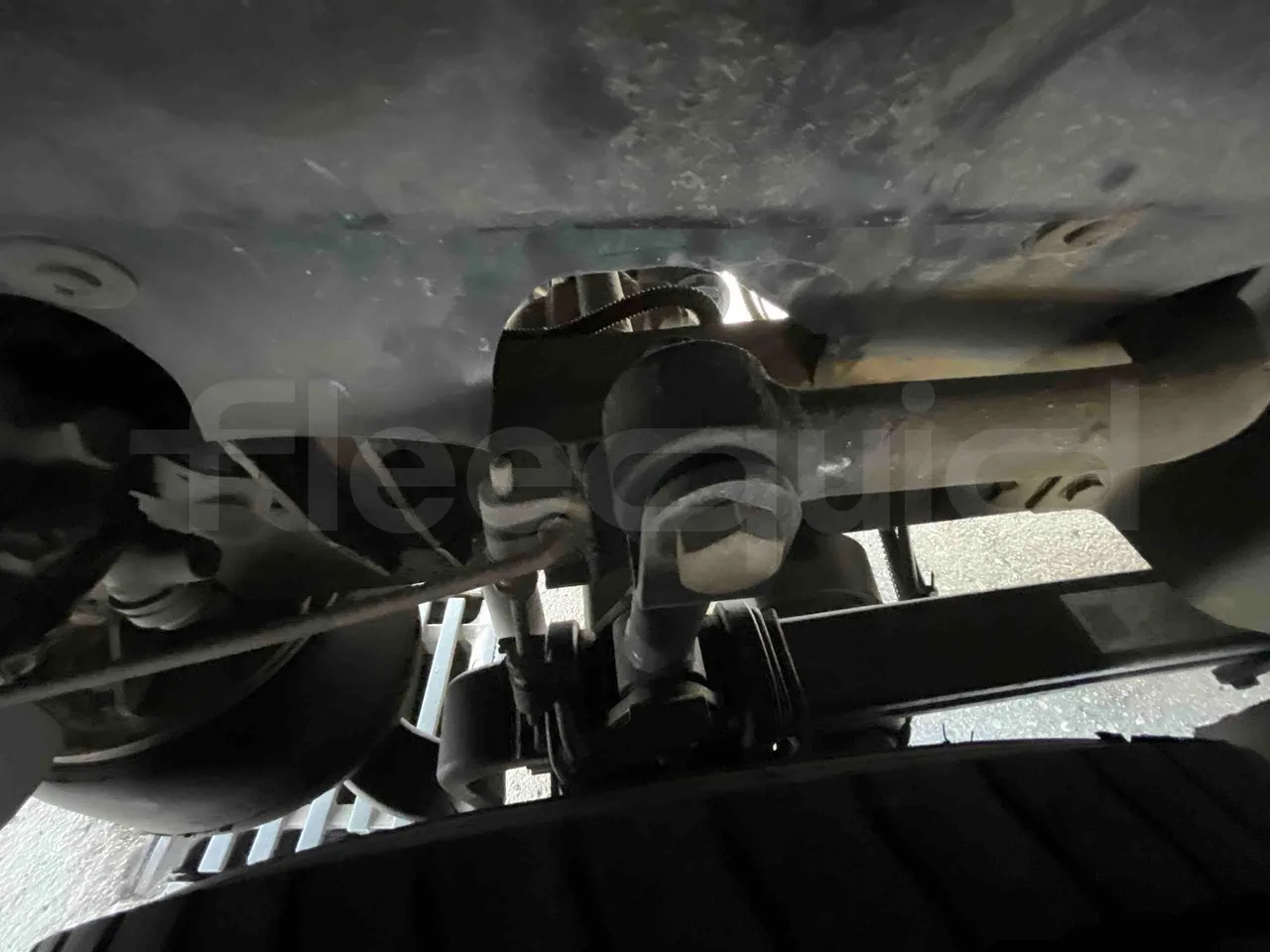 Otokar Navigo - axle 3 right side