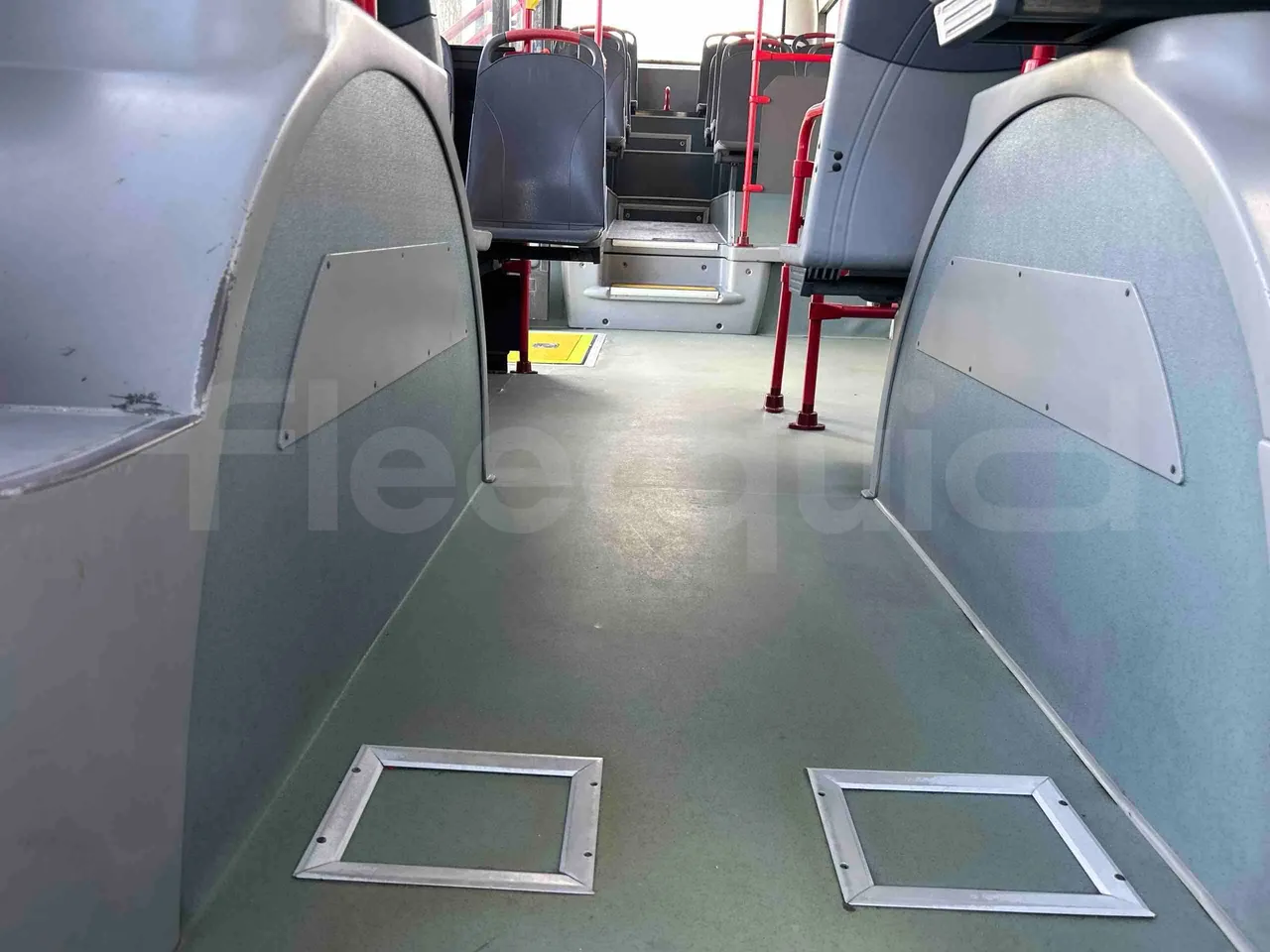 Otokar Vectio 250LE - Euro 5 - 184 kW  - 9,165 mt - seat brackets photo