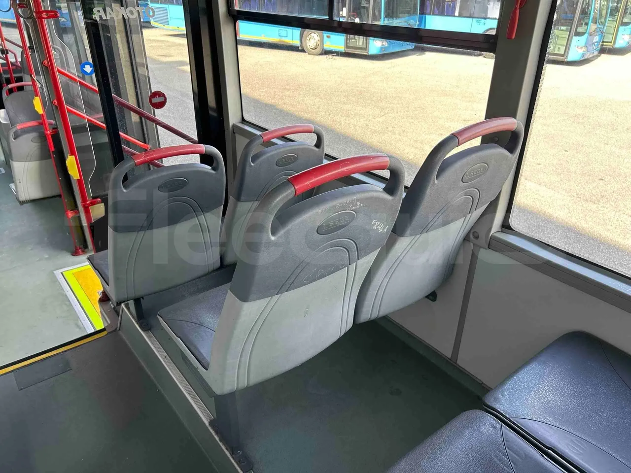 Otokar Vectio 250LE - Euro 5 - 184 kW  - 9,165 mt - mesh detail photo