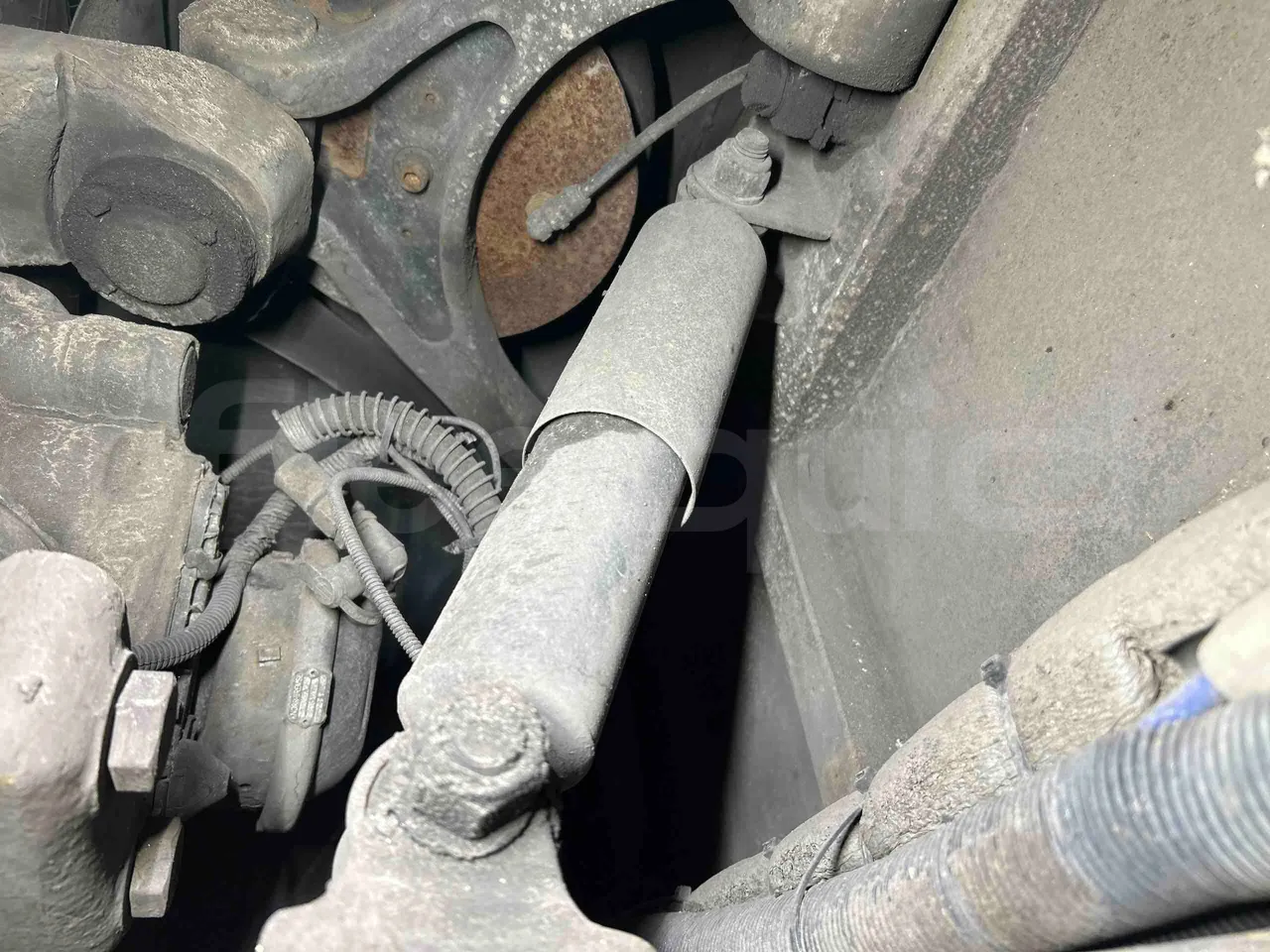 Otokar Vectio 250LE - Euro 5 - 184 kW  - 9,165 mt - front shock absorbers left