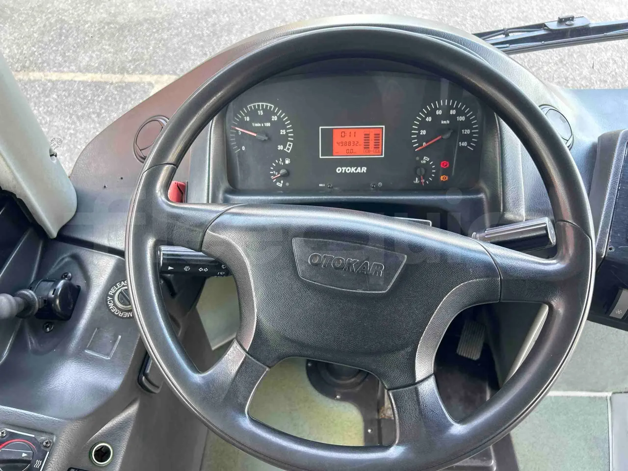 Otokar Vectio 250LE - Euro 5 - 184 kW  - 9,165 mt - steering wheel photo