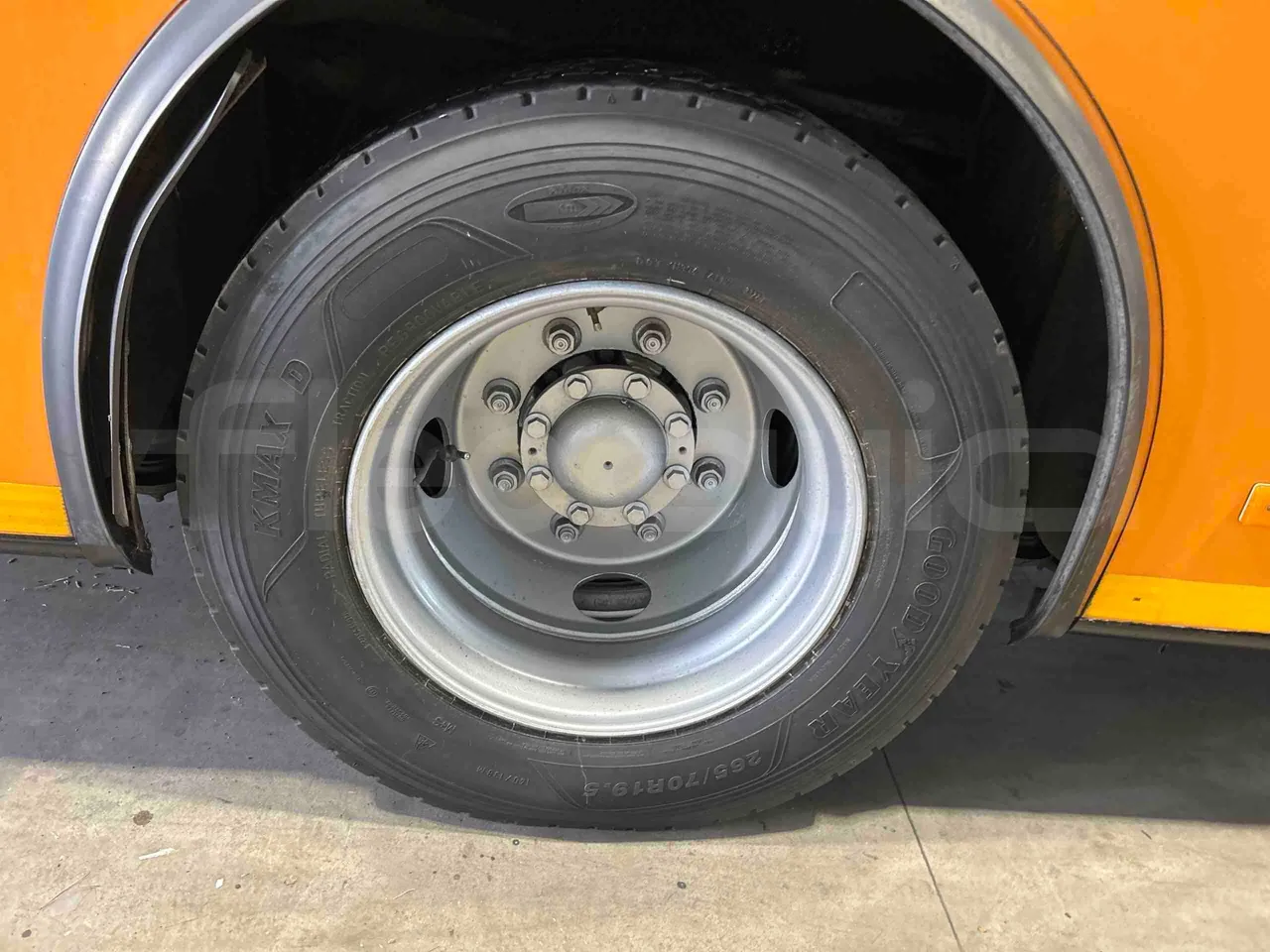 Otokar Vectio 250LE - Euro 5 - 184 kW  - 9,165 mt - rear left tire photo