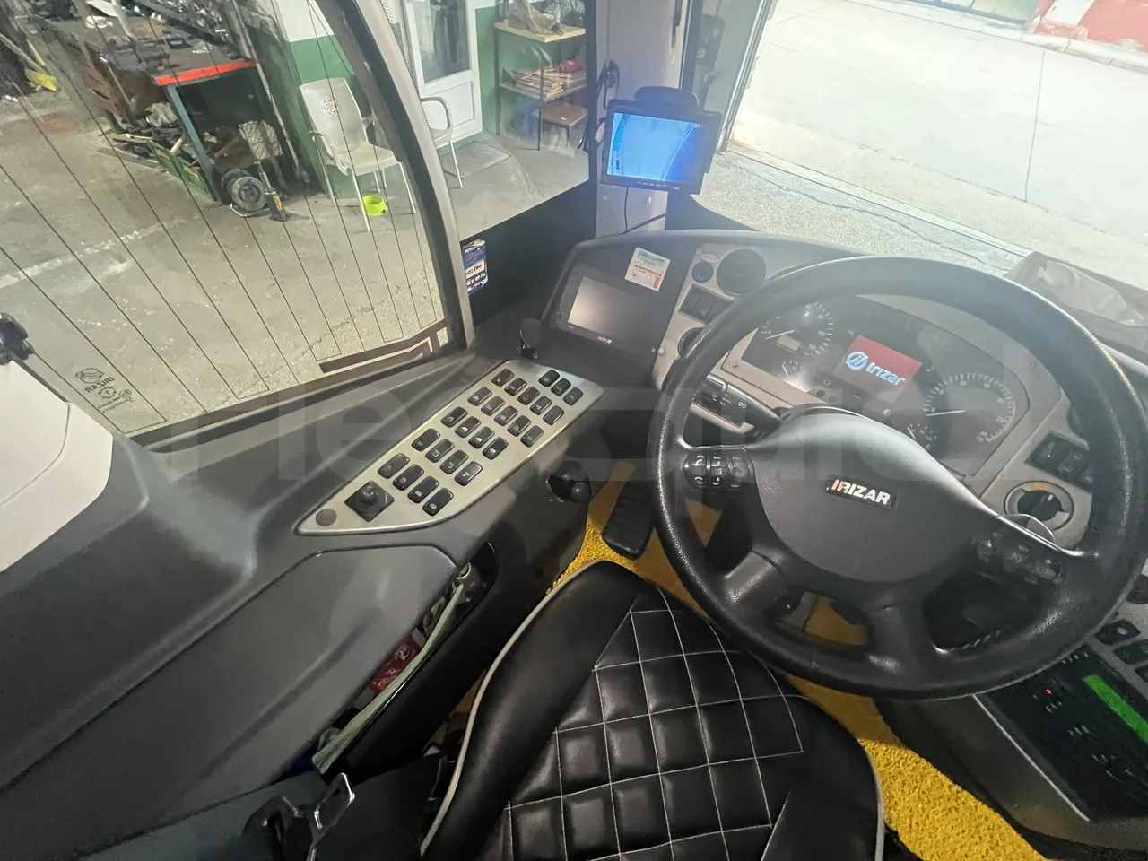 Irizar i6 - Onboard Device 1