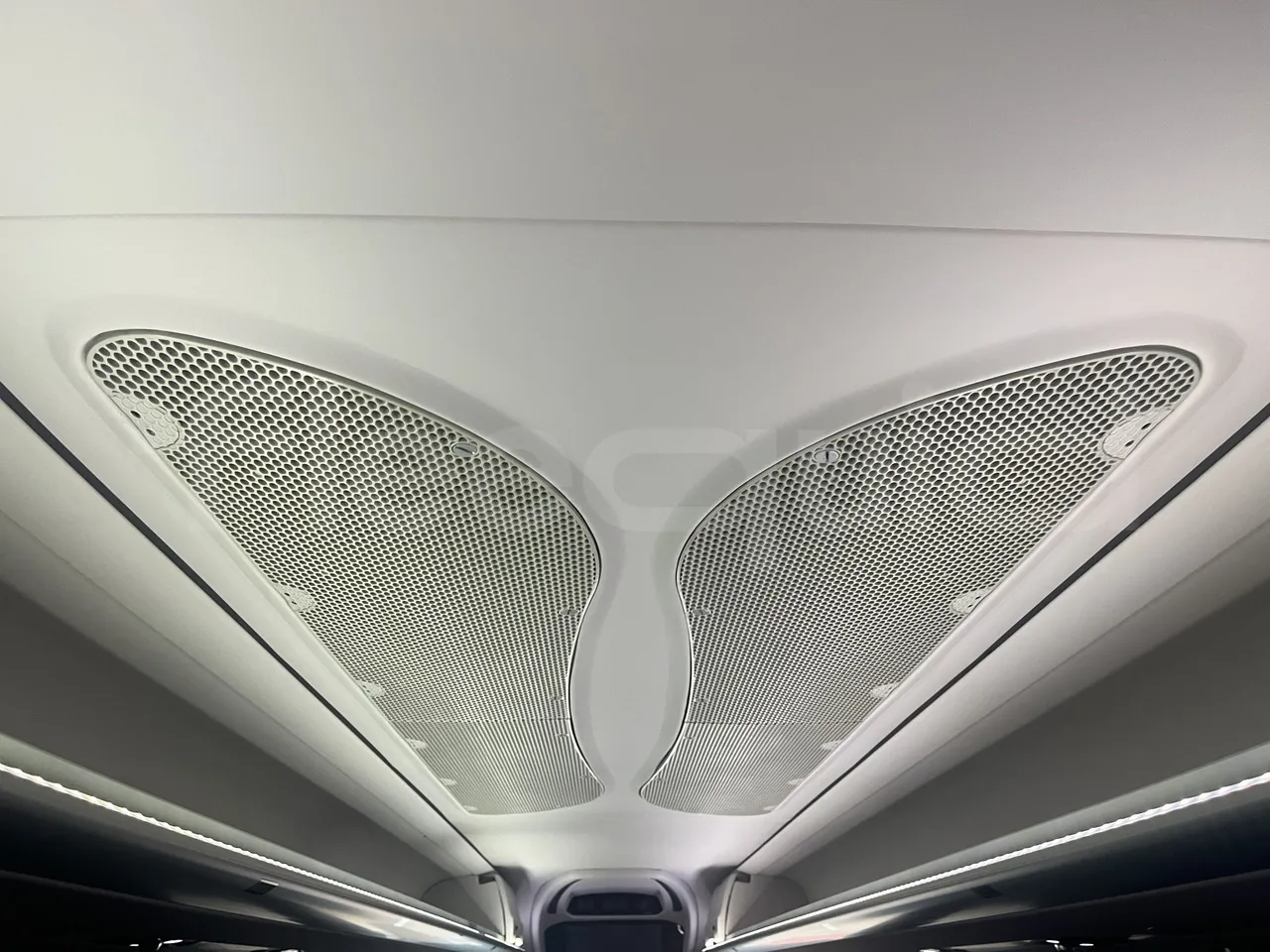 Irizar i6 - Roof Hatch 3