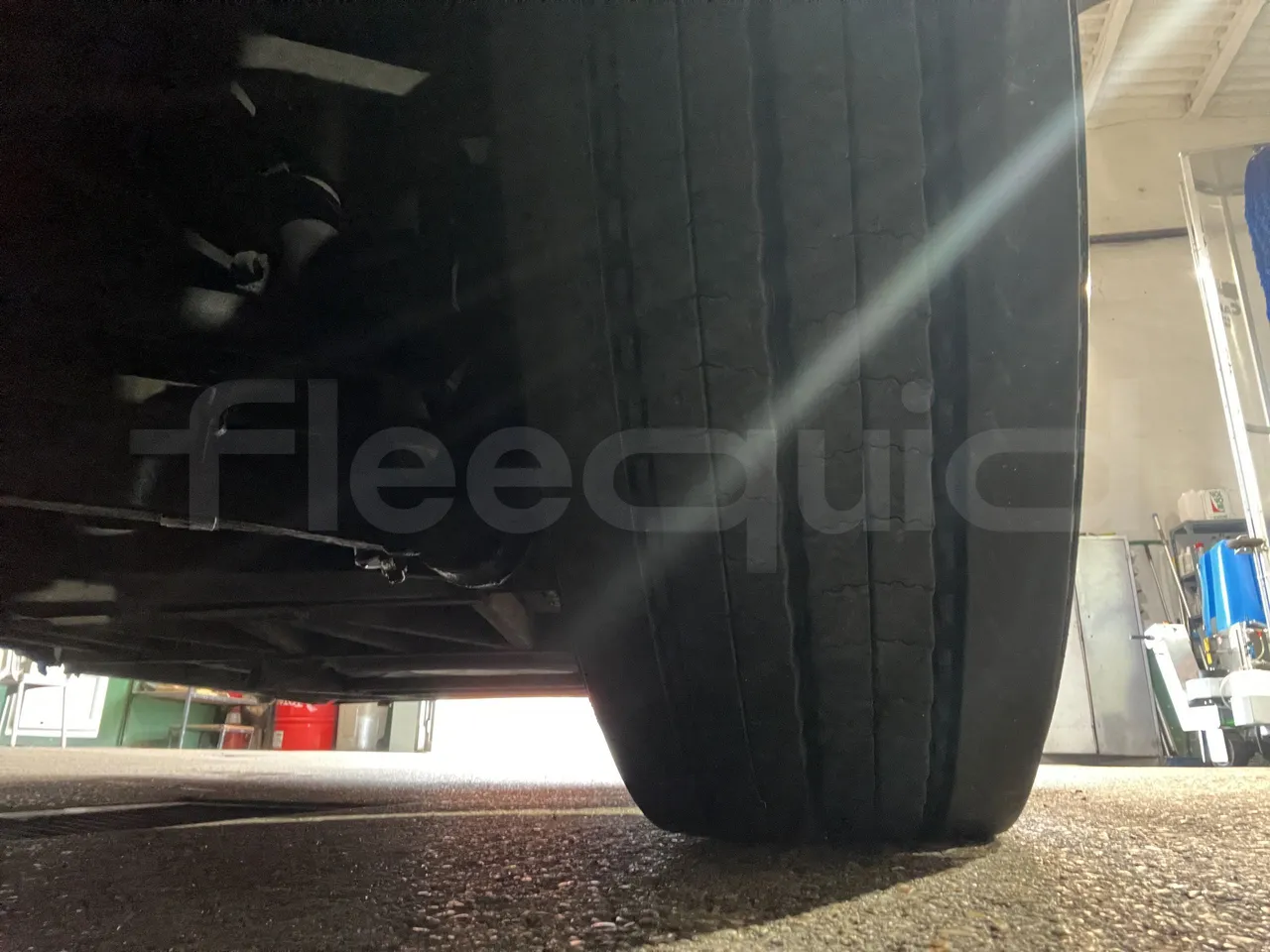 Irizar i6 - First Axle Right Side: Tyre Tread