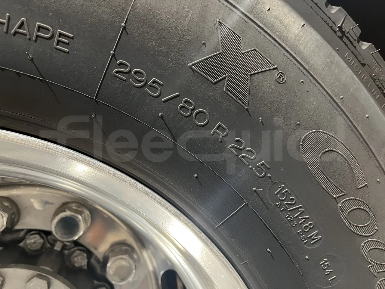 Irizar i6 - Second Axle Left Side: Tyre Size
