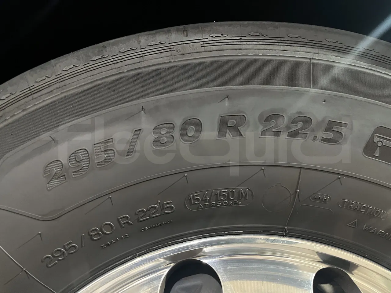 Irizar i6 - First Axle Left Side: Tyre Size