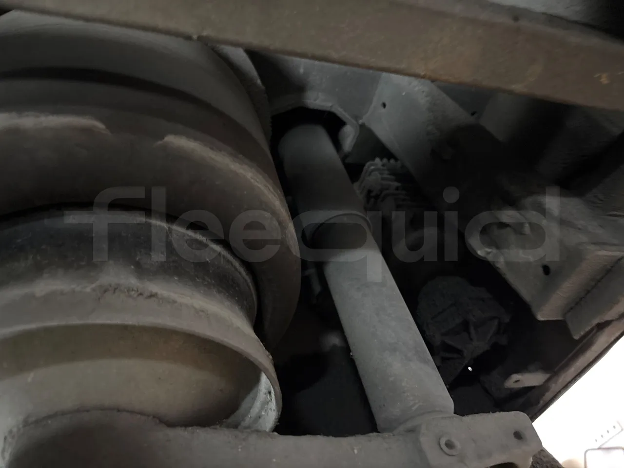 Mercedes-Benz Citaro 628 02 - Euro6 - 220kW - 12.135mt - axle 2 shock absorbers 2 left